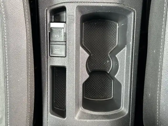 フォルクスワーゲン Ｔ－ロック TDI Rライン 大阪府 2020(令2)年 6.6万km 白Ⅱ 【オーディオ・ナビゲーション】/純正インフォテイメントシステム”Discover Pro”/・SSDナビゲーションシステム/・バックカメラ/・Bluetooth/・スマートフォン連携（AppleCarPlay/AndroidAuto）/・AM/FM/ETC2.0/【安全装備】/アダプティブクルーズコントロール/レーンキープアシストシステム/スタティックコーナリングライト/ハイビームアシスト/デイタイムランニングライト/ブラインドスポットディテクション/ドライバー披露検知システム/オプティカルパーキングシステム/リヤトラフィックアラート/プリクラッシュセーフティブレーキシステム/プロアクティブオキュパントプロテクション/ESC/ブレーキアシスト/【主要装備・備品】/前後ドライブレコーダー（TZ-D205W)/レーダー(TZ-R203L)/Type-C USB（前2つ/後２つ）/純正フロアマット/LEDヘッドライト/アイドリングストップ/保証書/取扱説明書/記録簿（R3/R4/R5/R7)/スペアキー1本