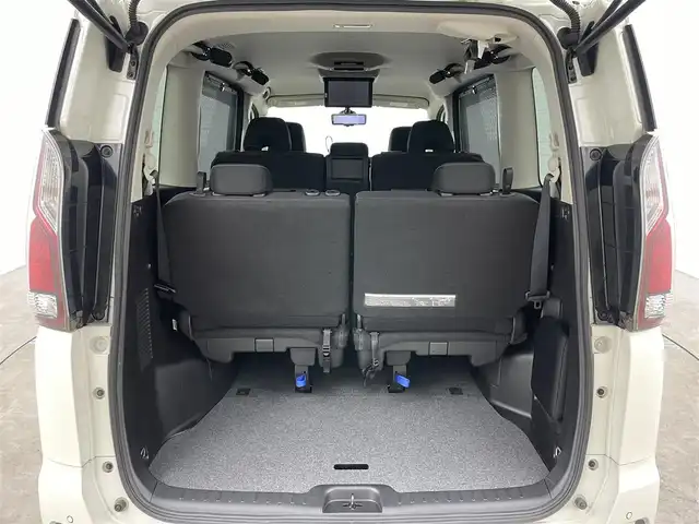 日産 セレナ ハイウェイスター 岡山県 2016(平28)年 5.9万km ブリリアントホワイトパール 純正11インチフリップダウンモニター/プロパイロット/純正9インチメモリナビ【MM516D-L】/　(AM/FM/CD/DVD/Bluetooth/Music Stocker/フルセグTV)/全方位モニター/バック/サイド/フロントカメラ/運転、走行支援/・エマージェンシーブレーキ/・踏み間違い衝突防止アシスト/・車線逸脱警報/防止支援システム/・インテリジェントクルーズコントロール/・ふらつき警報/・ヒルスタートアシスト/・車両接近通報/インテリジェントパーキングアシスト/横滑り防止/アイドリングストップ/純正16インチアルミホイール/両側パワースライドドア/純正ビルトインETC/シートバックテーブル/ロールサンシェード(2列目)/USBポート/スペアキー×1/アクセサリーソケット/ISOFIX