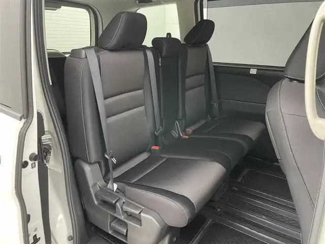 日産 セレナ ハイウェイスター 岡山県 2016(平28)年 5.9万km ブリリアントホワイトパール 純正11インチフリップダウンモニター/プロパイロット/純正9インチメモリナビ【MM516D-L】/　(AM/FM/CD/DVD/Bluetooth/Music Stocker/フルセグTV)/全方位モニター/バック/サイド/フロントカメラ/運転、走行支援/・エマージェンシーブレーキ/・踏み間違い衝突防止アシスト/・車線逸脱警報/防止支援システム/・インテリジェントクルーズコントロール/・ふらつき警報/・ヒルスタートアシスト/・車両接近通報/インテリジェントパーキングアシスト/横滑り防止/アイドリングストップ/純正16インチアルミホイール/両側パワースライドドア/純正ビルトインETC/シートバックテーブル/ロールサンシェード(2列目)/USBポート/スペアキー×1/アクセサリーソケット/ISOFIX