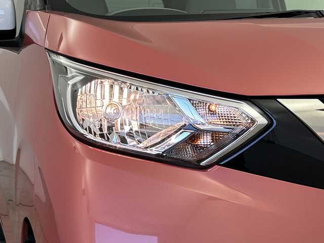 日産 デイズ ボレロ 三重県 2023(令5)年 1.8万km ピンクⅡ /禁煙車//エマージェンシーブレーキ//アラウンドビューモニター//社外ディスプレイオーディオ/（カープレイ各種/BT/SD/USB/AUX/FM/AM）//ハーフレザーシート//オートライト//ステアリングスイッチ//ETC//純正14インチアルミホイール//電動格納ミラー//プッシュスタート//スマートキー//スペアキー有