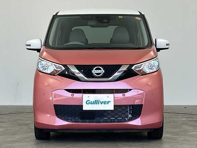 日産 デイズ ボレロ 三重県 2023(令5)年 1.8万km ピンクⅡ /禁煙車//エマージェンシーブレーキ//アラウンドビューモニター//社外ディスプレイオーディオ/（カープレイ各種/BT/SD/USB/AUX/FM/AM）//ハーフレザーシート//オートライト//ステアリングスイッチ//ETC//純正14インチアルミホイール//電動格納ミラー//プッシュスタート//スマートキー//スペアキー有