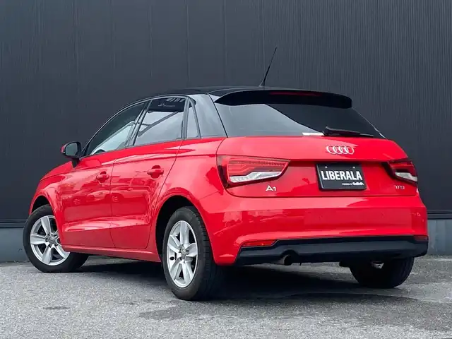 アウディ Ａ１ SB 1．0TFSI スポーツ 栃木県 2018(平30)年 3.3万km ミサノレッドパールエフェクト アドバンストキー/シートヒーター/純正ナビ/フルセグ /キセノンヘッドライト/コーナーセンサー/ETC/純正15インチAW