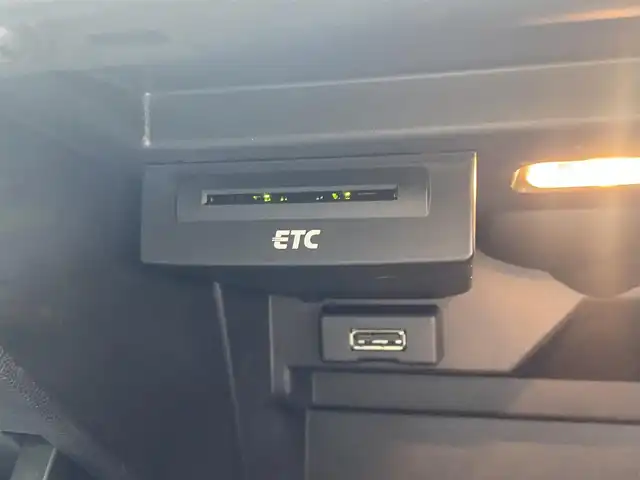 アウディ Ａ１ SB 1．0TFSI スポーツ 栃木県 2018(平30)年 3.3万km ミサノレッドパールエフェクト アドバンストキー/シートヒーター/純正ナビ/フルセグ /キセノンヘッドライト/コーナーセンサー/ETC/純正15インチAW