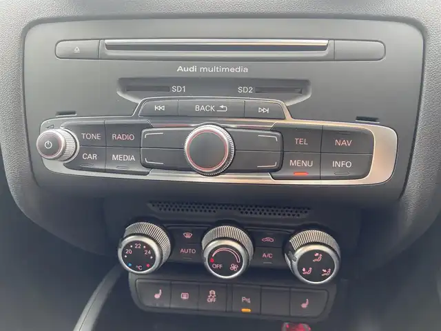 アウディ Ａ１ SB 1．0TFSI スポーツ 栃木県 2018(平30)年 3.3万km ミサノレッドパールエフェクト アドバンストキー/シートヒーター/純正ナビ/フルセグ /キセノンヘッドライト/コーナーセンサー/ETC/純正15インチAW