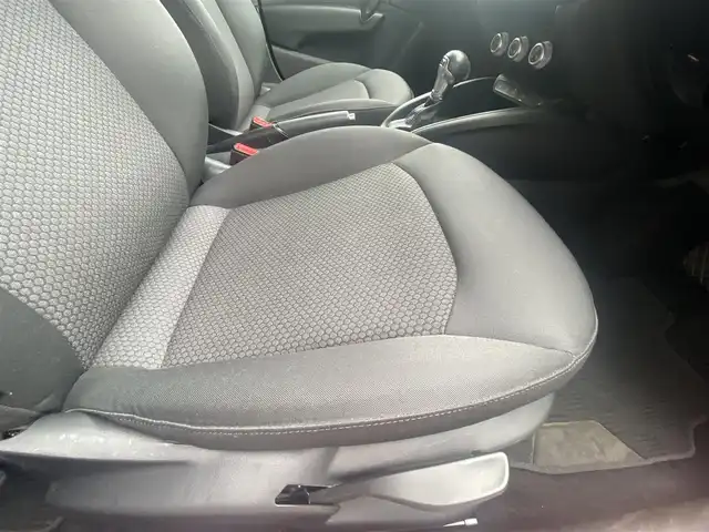 アウディ Ａ１ SB 1．0TFSI スポーツ 栃木県 2018(平30)年 3.3万km ミサノレッドパールエフェクト アドバンストキー/シートヒーター/純正ナビ/フルセグ /キセノンヘッドライト/コーナーセンサー/ETC/純正15インチAW