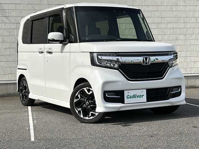 ホンダ Ｎ ＢＯＸ カスタム G L ターボ ホンダセンシング 茨城県 2018(平30)年 4.8万km プラチナホワイトパール 純正SDナビ＆地デジTV【VXU-185NBi】/(地デジTV・CD・DVD・BT・ラジオ再生)/社外ドライブレコーダー（フロント）/ETC/被害軽減システム/プッシュスタート/バックカメラ/アイドリングストップ/サイドエアバック/両側パワースライドドア