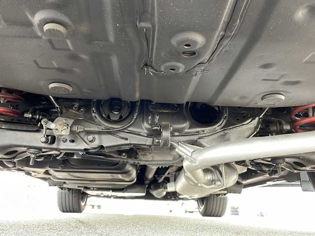 トヨタ ハリアー エレガンス G’s 富山県 2016(平28)年 1.5万km ブラック 禁煙車/４WD/純正9インチナビ/フルセグＴＶ/バックカメラ/トヨタセーフティセンス/レーダークルーズコントロール/レーンキープアシスト/衝突軽減ブレーキ/コーナーセンサー/パーキングアシスト/Gｚ専用19インチアルミホイール/純正フロアマット/トヨタスポーツコンバージョンシリーズ/ステアリングスイッチ/専用チューニングサスペンション/剛性アップパーツ/スポット溶接打点追加/専用スポーティシート/専用エクステリア・インテリア/横滑り防止装置/MTモード付きAT/パワーシート/LEDヘッドランプ/ETC/ドライブレコーダー