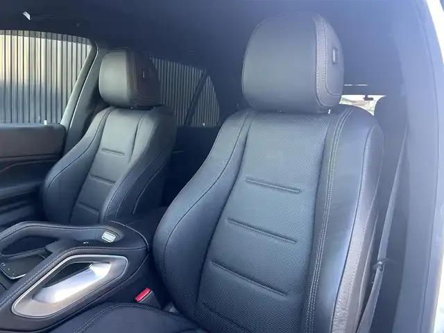 メルセデス・ベンツ Ｍ・ベンツ ＧＬＥ４００ｄ 4MATIC スポーツ 福岡県 2023(令5)年 2.5万km ダイヤモンドホワイト パノラマサンルーフ/レーダーセーフティパッケージ/黒革シート/全席シートヒーター/前席エアシート/エアーサスペンション/純正ナビ/Applecarplay/androidauto/全方位カメラ/フルセグTV/パワーバックドア/LEDヘッドライト/オートハイビーム/ヘッドアップディスプレイ/純正20インチアルミホイール/ETC2.0/スペアキー×1