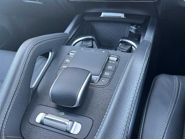 メルセデス・ベンツ Ｍ・ベンツ ＧＬＥ４００ｄ 4MATIC スポーツ 福岡県 2023(令5)年 2.5万km ダイヤモンドホワイト パノラマサンルーフ/レーダーセーフティパッケージ/黒革シート/全席シートヒーター/前席エアシート/エアーサスペンション/純正ナビ/Applecarplay/androidauto/全方位カメラ/フルセグTV/パワーバックドア/LEDヘッドライト/オートハイビーム/ヘッドアップディスプレイ/純正20インチアルミホイール/ETC2.0/スペアキー×1