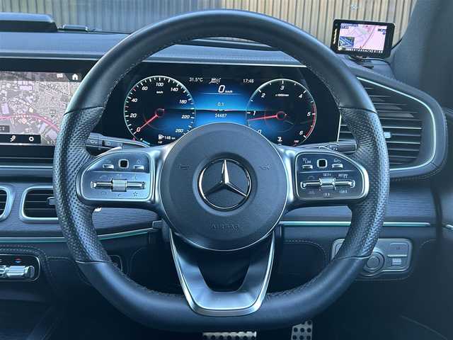 メルセデス・ベンツ Ｍ・ベンツ ＧＬＥ４００ｄ 4MATIC スポーツ 福岡県 2023(令5)年 2.5万km ダイヤモンドホワイト パノラマサンルーフ/レーダーセーフティパッケージ/黒革シート/全席シートヒーター/前席エアシート/エアーサスペンション/純正ナビ/Applecarplay/androidauto/全方位カメラ/フルセグTV/パワーバックドア/LEDヘッドライト/オートハイビーム/ヘッドアップディスプレイ/純正20インチアルミホイール/ETC2.0/スペアキー×1