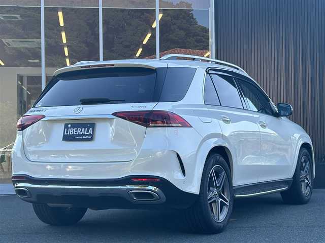 メルセデス・ベンツ Ｍ・ベンツ ＧＬＥ４００ｄ 4MATIC スポーツ 福岡県 2023(令5)年 2.5万km ダイヤモンドホワイト パノラマサンルーフ/レーダーセーフティパッケージ/黒革シート/全席シートヒーター/前席エアシート/エアーサスペンション/純正ナビ/Applecarplay/androidauto/全方位カメラ/フルセグTV/パワーバックドア/LEDヘッドライト/オートハイビーム/ヘッドアップディスプレイ/純正20インチアルミホイール/ETC2.0/スペアキー×1