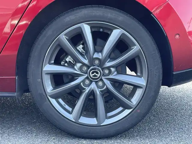マツダ マツダ３ファストバック 20S プロアクティブ ツーリングS 広島県 2021(令3)年 7.6万km ソウルレッドクリスタルM ワンオーナー/メーカーオプションナビ/　（フルセグテレビ/Bluetooth/CD/DVD/AM/FM）/BOSEプレミアムサウンド/レーダークルーズコントロール/ETC/ドライブレコーダー/USB入力端子/HDMI/純正18インチアルミホイール/コーナーセンサー/メモリシート/アイドリングストップ/パワーシート/シートヒーター/ステアリングヒーター/LEDヘッドライト/パドルシフト/横滑り防止装置/衝突被害軽減システム/盗難防止装置/W＋サイドエアバック/カーテンエアバック/オートライト/スペアキー/保証書/取扱説明書