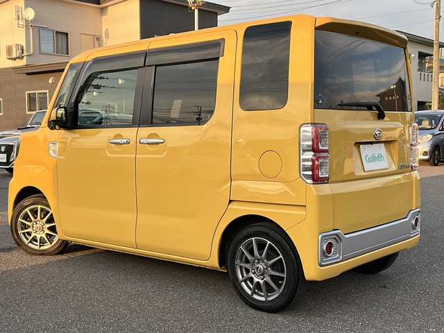ダイハツ ウェイク L SA 秋田県 2015(平27)年 9.4万km 黄 社外メモリナビ/Bluetooth、CD/DVD、フルセグTV/バックカメラ/D席シートヒーター/片側パワースライドドア/社外14インチAW/社外14インチAWスタッドレスタイヤ積込/保証書、取扱説明書/４WD/ドアバイザー
