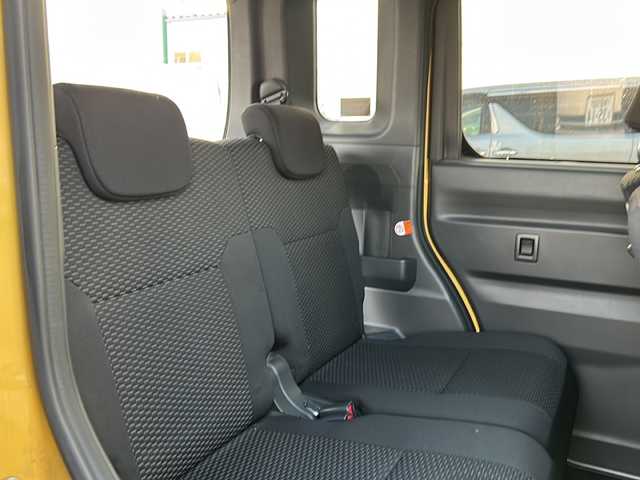 ダイハツ ウェイク L SA 茨城県 2015(平27)年 9.4万km フェスタイエロー (株)IDOMが運営する【じしゃロン水戸店】の自社ローン専用車両になりますこちらは現金またはオートローンご利用時の価格です。自社ローンご希望の方は別途その旨お申付け下さい/社外メモリナビ/Bluetooth、CD/DVD、フルセグTV/バックカメラ/D席シートヒーター/片側パワースライドドア/社外14インチAW/４WD/ドアバイザー