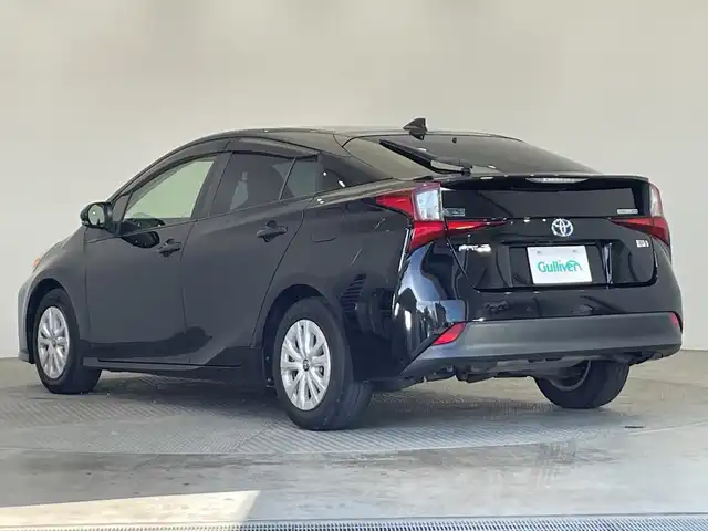 トヨタ プリウス SセーフティプラスⅡ 栃木県 2021(令3)年 5万km アティチュードブラックマイカ 純正SDナビ/（CD/フルセグTV/Bluetooth/SD)/全方位カメラ/コーナーセンサー/BSM/ビルトインETC/前方ドライブレコーダー/禁煙車/オートライト/LEDヘッドライト/横滑り防止装置/AC100V電源/スマートキー/プッシュスタート/アイドリングストップ/ステアリングスイッチ/革巻きステアリング/ウィンカーミラー/純正15インチアルミホイール/純正フロアマット