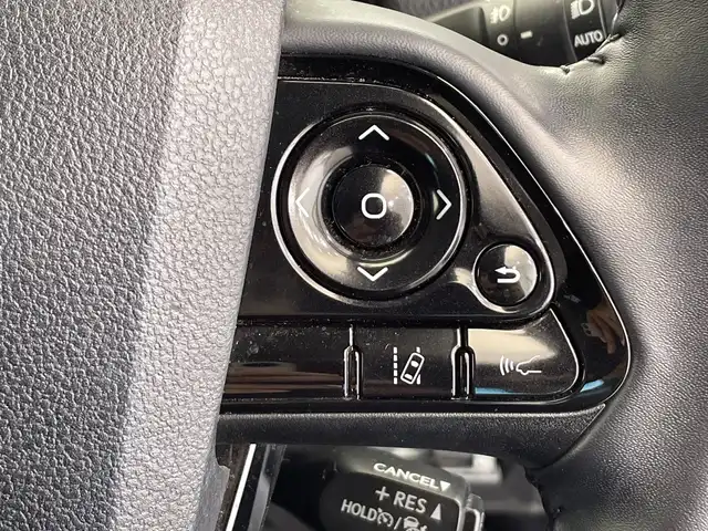 トヨタ プリウス SセーフティプラスⅡ 栃木県 2021(令3)年 5万km アティチュードブラックマイカ 純正SDナビ/（CD/フルセグTV/Bluetooth/SD)/全方位カメラ/コーナーセンサー/BSM/ビルトインETC/前方ドライブレコーダー/禁煙車/オートライト/LEDヘッドライト/横滑り防止装置/AC100V電源/スマートキー/プッシュスタート/アイドリングストップ/ステアリングスイッチ/革巻きステアリング/ウィンカーミラー/純正15インチアルミホイール/純正フロアマット