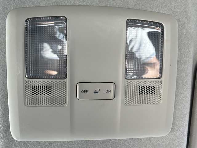 マツダ デミオ 13S 沖縄県 2017(平29)年 8.9万km ディープクリスタルブルーマイカ 純正ナビ/ワンセグテレビ/バックカメラ/アイドリングストップ/プッシュスタート/ETC/前後ドライブレコーダー/Bluetooth接続/カーテンエアバッグ/衝突被害軽減システム/横滑り防止装置