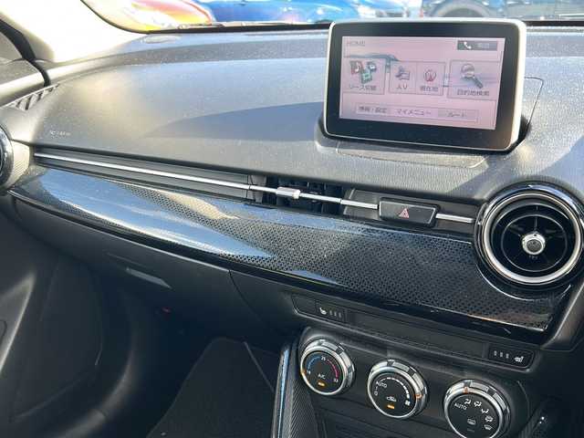 マツダ デミオ 13S 沖縄県 2017(平29)年 8.9万km ディープクリスタルブルーマイカ 純正ナビ/ワンセグテレビ/バックカメラ/アイドリングストップ/プッシュスタート/ETC/前後ドライブレコーダー/Bluetooth接続/カーテンエアバッグ/衝突被害軽減システム/横滑り防止装置