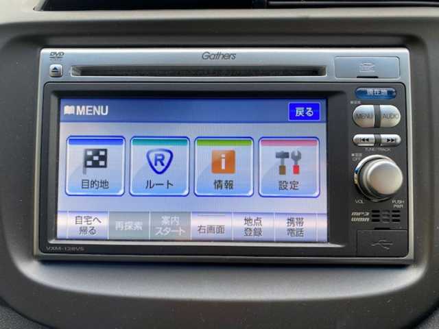 ホンダ フィット G スマートセレクション 兵庫県 2013(平25)年 3.7万km プレミアムホワイトパール 純正SDナビ/（AM/FM/CD）/ワンセグテレビ/バックカメラ/ビルトインETC/ドライブレコーダー/純正フロアマット/電動格納ミラー