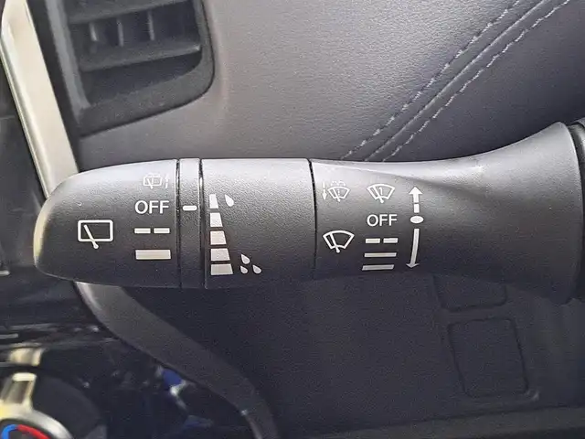 日産 セレナ e－パワー ハイウェイスター V 大阪府 2021(令3)年 4.4万km ブリリアントホワイトパール 2トーン /禁煙車//ワンオーナー//純正９型ナビ/フルセグTV・Bluetooth・DVD・Blue-Ray・USB//全方位カメラ・バックカメラ・フロントカメラ//コーナーセンサー//純正ナビ連動前後ドラレコ【DH5-D】//デジタルインナーミラー//プロパイロット//レーンキープアシスト//ブラインドスポットモニター//オートマチックハイビーム//ＥＴＣ2.0//両側パワスラ・ハンズフリー機能付き//前席・後席オートエアコン//純正１５ＡＷ//保証書//取扱説明書//スペアキー