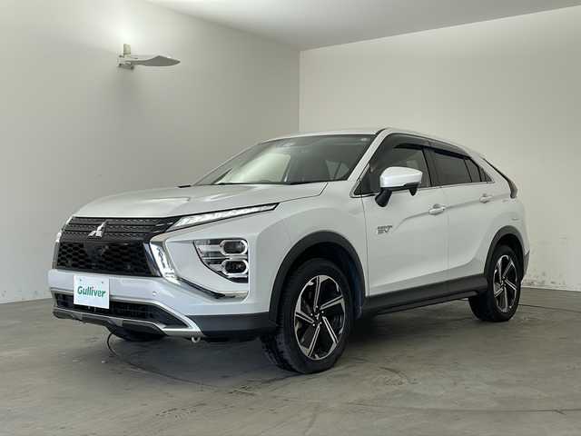 三菱 エクリプス クロス ＰＨＥＶ G 兵庫県 2020(令2)年 4.6万km ホワイトダイヤモンド ・社外ナビ（フルセグ・BD・SD・BT）/・ETC/・前後ドライブレコーダー/・レーダークルーズコントロール/・ヘッドアップディスプレイ/・横滑り防止装置/・車線逸脱警報/・衝突軽減ブレーキ/・AC1500W電源/・パドルシフト/・シートヒーター/・パワーシート/・LEDオートライト/・フォグランプ/・オートマチックハイビーム/・ステアリングヒーター/・電動パーキングブレーキ/・ブレーキホールド/・ステアリングリモコン/・純正18インチアルミホイール/・フロアマット/・コーダーセンサー/・ドアバイザー/・プッシュスタート/・スマートキー/・W＋サイドエアバック/・カーテンエアバック/・オールオートパワーウィンドウ/・防眩ルームミラー