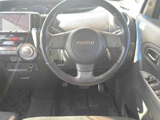 ダイハツ タント カスタム RS 鳥取県 2011(平23)年 11.7万km ブラックマイカメタリック ４ＷＤ/片側パワースライドア/社外ＨＤＤナビ/バックカメラ/ワンセグＴＶ　DVD CD MSV/ＥＴＣ/ＨＩＤライト/フォグランプ/ドアバイザー/フロアマット/ＭＯＭＯステアリング/スマートキー