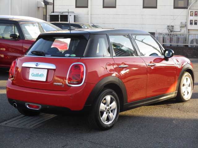 ＭＩＮＩ ミニ クーパー D 岡山県 2019(令1)年 5.4万km ソラリスオレンジ ワンオーナー/純正HDDナビ/Ｂｌｕｅｔｏｏｔｈ/ＵＳＢ/バックカメラ/フロント・リアセンサー/ドライブレコーダー/ＥＴＣ/オートライト/純正15ＡＷ/純正マット/スマートキー2個/・・・・・・・・・・・・・・・・・・・・・・・・・・・・・・・・・・/インテリジェントセーフティ/F・Rソナー/パーキングディスタンスコントロール/クルーズコントロール/パーキングアシスト