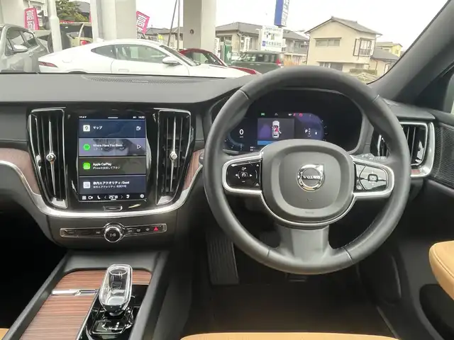 ボルボ Ｖ６０ アルティメット B4 熊本県 2022(令4)年 3.2万km パール harman/kardonサウンド/純正ディスプレイオーディオ/【Bluetooth再生/AppleCarPlay/Androidauto】/全方位モニター/ルーフレール/アダプティブクルーズコントロール/茶革レザーシート/シートヒーター/エアーシート/パイロットアシスト/レーンキーピングエイド/ヘッドアップディスプレイ/純正18インチAW/置くだけ充電/オートハイビーム/LEDオートライト/ドライブレコーダー（前後）/ETC