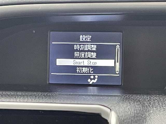 トヨタ ヴォクシー ZS 煌Ⅱ 福岡県 2016(平28)年 7.3万km ブラック 後席モニター　/純正９型ナビ（ＢＴ，フルセグＴＶ）　/バックカメラ　/前後ドラレコ　/ビルトインＥＴＣ　/衝突被害軽減ブレーキ　/レーンキープ　/アイドリングストップ　/ＭＴモード付き　/両側電動スライドドア　/ＬＥＤ