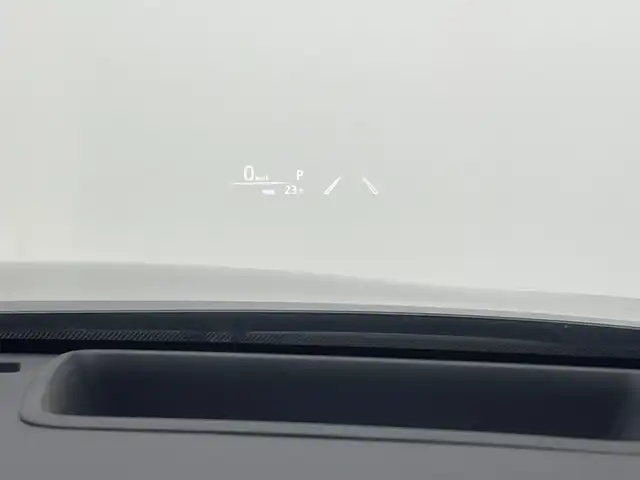 トヨタ ハリアー ハイブリッド Z レザーパッケージ 兵庫県 2024(令6)年 1.2万km プレシャスブラックパール 純正コネクトナビ/（Bluetooth/USB/フルセグTV）/バックカメラ/パノラミックビューモニター/レーダークルーズコントロール/LTA/ブラインドスポットモニター/プリクラッシュセーフティー/RCTA/PKSB/RSA/クリアランスソナー/ヘッドアップディスプレイ/電子パーキング/AUTO HOLD/デジタルインナーミラー/横滑り防止装置/LKA/カーテンエアバッグ/パワーバックドア/レザーシート/シートヒーター（D/N席）/ベンチレーション（D/N席）/ステアリングヒーター/LEDヘッドライト/LEDフォグランプ/オートライト/オートマチックハイビーム/ビルトインETC2.0/純正ドライブレコーダー/純正19インチアルミホイール/純正フロアマット/スマートキー/AC100V