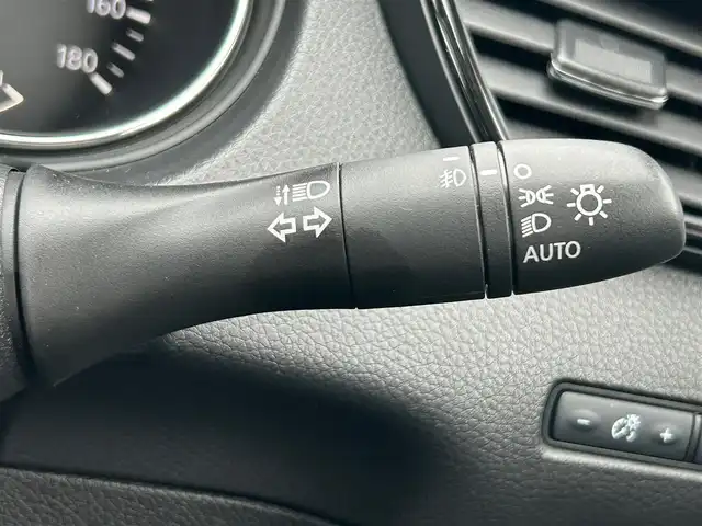 日産 エクストレイル 20Xi 岩手県 2020(令2)年 4.7万km チタニウムカーキ プロパイロット　純正ナビ　フルセグ　ＢＴ　全周囲Ｃ　電動リアゲート　デジタルインナーミラー　カプロンシート　全席シートヒーター　ＥＴＣ　オートＬＥＤライト　フォグランプ　純正１８ＡＷ　スマートキー