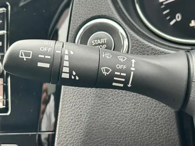 日産 エクストレイル 20Xi 岩手県 2020(令2)年 4.7万km チタニウムカーキ プロパイロット　純正ナビ　フルセグ　ＢＴ　全周囲Ｃ　電動リアゲート　デジタルインナーミラー　カプロンシート　全席シートヒーター　ＥＴＣ　オートＬＥＤライト　フォグランプ　純正１８ＡＷ　スマートキー