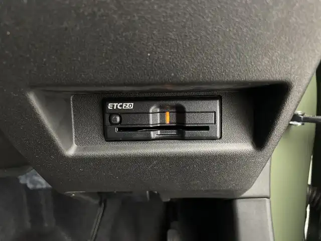 スズキ ジムニー シエラ JC 鹿児島県 2024(令6)年 1.5万km ジャングルグリーン 社外SDナビ/（AM/FM/CD/DVD/Bluetooth)/フルセグテレビ/バックカメラ/衝突軽減ブレーキ/クルーズコントロール/前席シートヒーター/ＥＴＣ/4WD/前後ドライブレコーダー/ＬＥＤヘッドライト/ヘッドライトウォッシャー/オートライト/アイドリングストップ/スマートキー/純正フロアマット