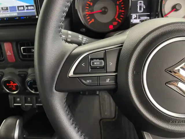 スズキ ジムニー シエラ JC 鹿児島県 2024(令6)年 1.5万km ジャングルグリーン 社外SDナビ/（AM/FM/CD/DVD/Bluetooth)/フルセグテレビ/バックカメラ/衝突軽減ブレーキ/クルーズコントロール/前席シートヒーター/ＥＴＣ/4WD/前後ドライブレコーダー/ＬＥＤヘッドライト/ヘッドライトウォッシャー/オートライト/アイドリングストップ/スマートキー/純正フロアマット