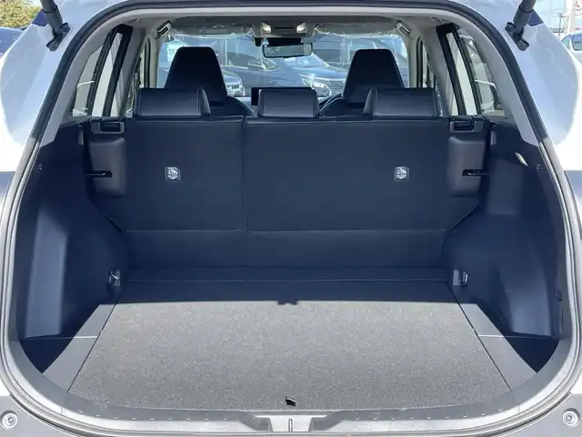 トヨタ ＲＡＶ４ ハイブリッドG 道央・札幌 2024(令6)年 1万km プラチナホワイトパールマイカ ４WD/寒冷地仕様/純正メーカーナビ/AM/FM/BT/フルセグ/トヨタセーフティセンス/プリクラッシュセーフティ/横滑り防止装置/レーダークルーズコントロール/レーンキープアシスト/クリアランスソナー/ブラインドスポットモニター/パーキングサポートブレーキ/リアクロストラフィックアラート/ロードサインアシスト/アラウンドビューモニター/ビルトインETC2.0/ミラー一体型ドライブレコーダー/パワーバックドア/D席パワーシート/前席シートヒーター/前席エアシート/レザーシート/革巻きステアリング/ステアリングリモコン/ハンドルヒーター/プッシュスタート/スマートキー/LEDヘッドライト/オートライト/オートハイビーム/フォグランプ/電動格納ミラー/純正フロアマット/ドアバイザー