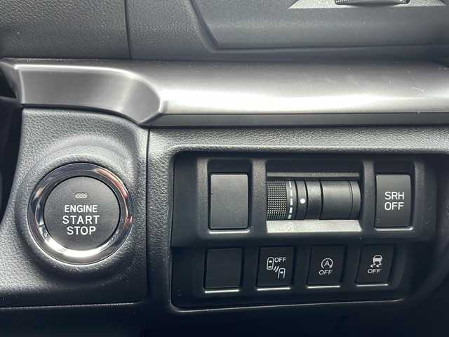 スバル インプレッサ ＸＶ 島根県 2017(平29)年 4.5万km ダークグレーメタリック アイサイト/ディーラーオプション8インチナビゲーション(CN-LR820D)/フルセグ BT CD DVD/バックカメラ/レーダークルーズコントロール/ブラインドスポットモニター/社外ドライブレコーダー/電子パーキング/LEDヘッドライト/AUTOライト/ETC/ルーフレール/アイドリングストップ/社外16インチアルミホイール