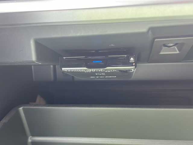 スバル インプレッサ ＸＶ 島根県 2017(平29)年 4.5万km ダークグレーメタリック アイサイト/ディーラーオプション8インチナビゲーション(CN-LR820D)/フルセグ BT CD DVD/バックカメラ/レーダークルーズコントロール/ブラインドスポットモニター/社外ドライブレコーダー/電子パーキング/LEDヘッドライト/AUTOライト/ETC/ルーフレール/アイドリングストップ/社外16インチアルミホイール