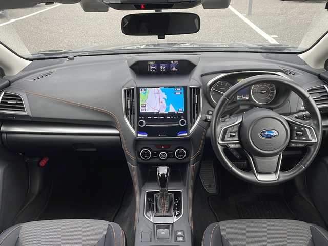 スバル インプレッサ ＸＶ 島根県 2017(平29)年 4.5万km ダークグレーメタリック アイサイト/ディーラーオプション8インチナビゲーション(CN-LR820D)/フルセグ BT CD DVD/バックカメラ/レーダークルーズコントロール/ブラインドスポットモニター/社外ドライブレコーダー/電子パーキング/LEDヘッドライト/AUTOライト/ETC/ルーフレール/アイドリングストップ/社外16インチアルミホイール