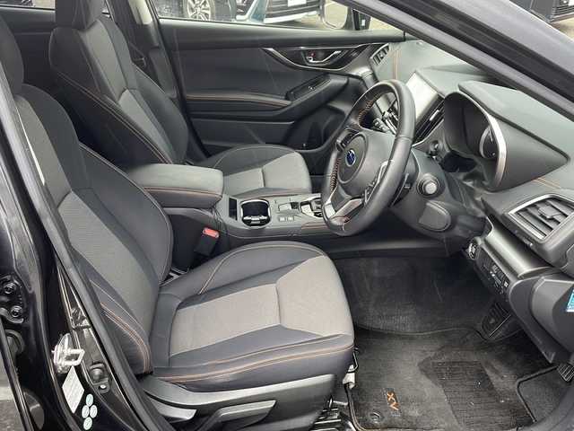 スバル インプレッサ ＸＶ 島根県 2017(平29)年 4.5万km ダークグレーメタリック アイサイト/ディーラーオプション8インチナビゲーション(CN-LR820D)/フルセグ BT CD DVD/バックカメラ/レーダークルーズコントロール/ブラインドスポットモニター/社外ドライブレコーダー/電子パーキング/LEDヘッドライト/AUTOライト/ETC/ルーフレール/アイドリングストップ/社外16インチアルミホイール