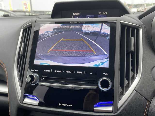 スバル インプレッサ ＸＶ 島根県 2017(平29)年 4.5万km ダークグレーメタリック アイサイト/ディーラーオプション8インチナビゲーション(CN-LR820D)/フルセグ BT CD DVD/バックカメラ/レーダークルーズコントロール/ブラインドスポットモニター/社外ドライブレコーダー/電子パーキング/LEDヘッドライト/AUTOライト/ETC/ルーフレール/アイドリングストップ/社外16インチアルミホイール