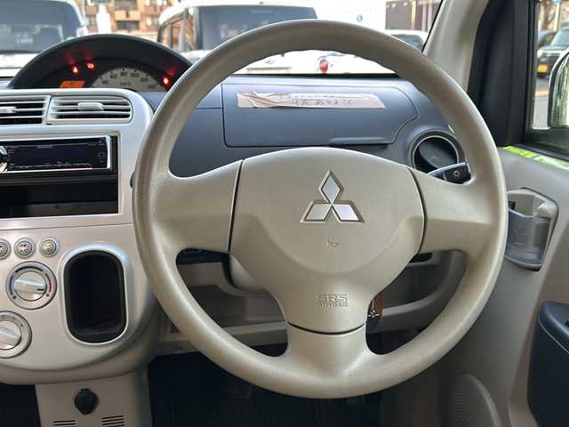 三菱 ｅＫワゴン M 鳥取県 2013(平25)年 3.3万km クールシルバーメタリック ワンオーナー/スタッドレスタイヤ4本積み込み/５速MT/CD/AM/FM/２WD/ドアバイザー