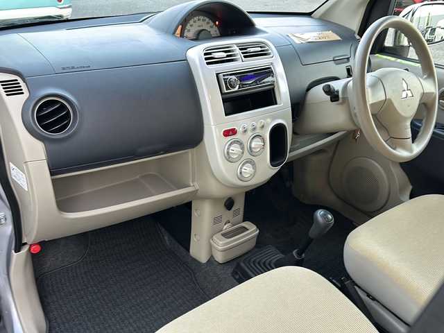 三菱 ｅＫワゴン M 鳥取県 2013(平25)年 3.3万km クールシルバーメタリック ワンオーナー/スタッドレスタイヤ4本積み込み/５速MT/CD/AM/FM/２WD/ドアバイザー