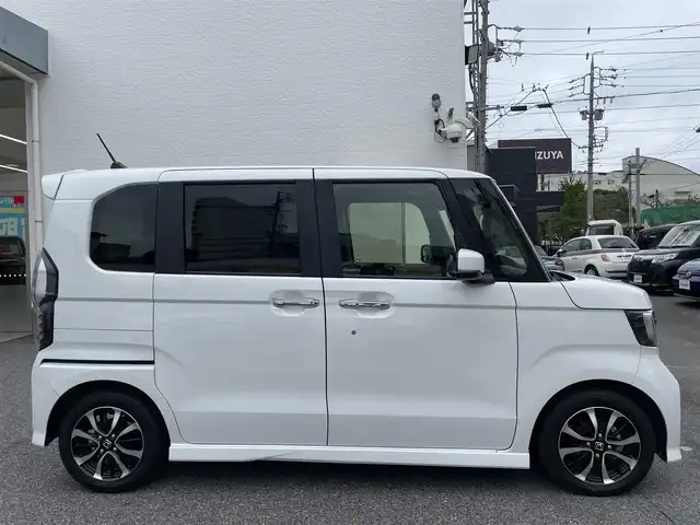 車両画像16