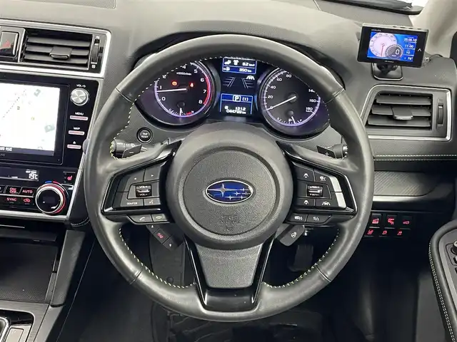 スバル アウトバック X－ブレイク 埼玉県 2018(平30)年 4.5万km クリスタルホワイトP 純正OPダイアトーンナビ//フルセグTV/CD/DVD/SD/Bluetooth/USB//バックサイドフロントカメラ//LEDヘッド/Aライト///パワーシート/シートヒーター/ハーフレザー//アイサイトVer3/レーダークルーズコントロール//AVH/RAB/X-mode/ステアリングH//Aストップ/BSM/Pゲート/パドルシフト//純正18AW
