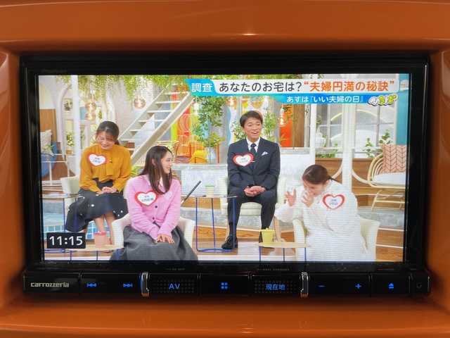 スズキ ハスラー G 道央・札幌 2015(平27)年 7万km パッションオレンジマイカ/スペリアホワイト ・４WD/・社外ＳＤナビ/・ＣＤ／ＤＶＤ／ＢＴ／ＡＵＸ／フルセグＴＶ/・ブレーキアシスト/・横滑り防止装置/・ダウンヒルアシストコントロール/・グリップコントロール/・アイドリングストップ/・運転席シートヒーター/・フォグランプ/・プッシュスタート/・スマートキー×２/・純正フロアマット/・純正ドアバイザー/・電動格納ミラー/・鉄ホイール付冬タイヤ積込/・取扱説明書/新車時保証書