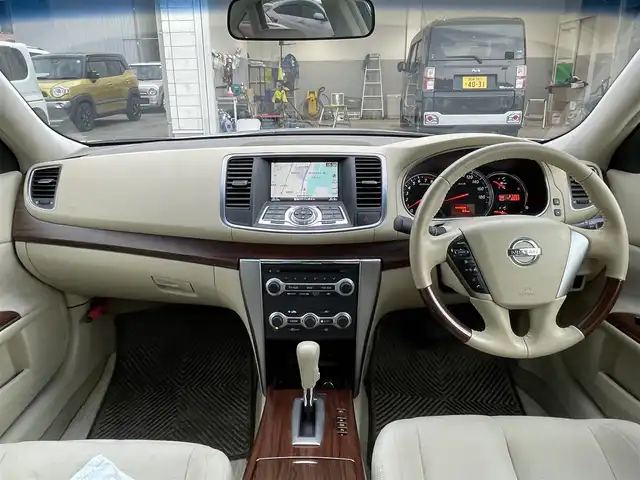 日産 ティアナ 250XV 宮崎県 2009(平21)年 6.8万km ブリリアントシルバー 純正マルチナビ/（CD再生　CDメモリー機能　BT）/バックカメラ/アルミホイール純正/パワーシート/（シートメモリー機能あり）/スペアキー/左ミラーカメラ/カーペット純正/V6エンジン搭載/ACC/ETC