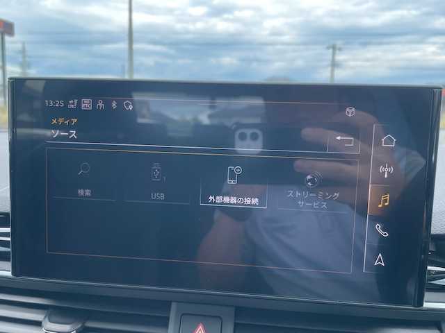 アウディ Ａ４ 35TDI Sライン 三重県 2023(令5)年 3.1万km ガンＭ 1オーナー/プレセンスシティ/プレセンスリア/アダプティブクルーズコントロール/アクティブレーンアシスト/サイドアシスト/コンフォートパッケージ/・マトリクスLEDヘッドランプ/・ヘッドランプウォッシャー/・パークアシスト/・サラウンドビューカメラ/・スマートフォンワイヤレスチャージ/・後席USB電源/Sラインプラスパッケージ/・運転席メモリーシート/・合皮巻きドアアームレスト/・合皮巻きセンターコンソール/純正SDナビゲーション/【Bluetooth/USB】/ビルトインETC2.0/前後ドライブレコーダー/パドルシフト/ハーフレザーシート/D/N席パワーシート/全席シートヒーター/オートライト/245/35R19インチ純正AW/ブラックスタイリングパッケージ/プッシュスタート/スマートキー/スペアキー/純正フロアマット