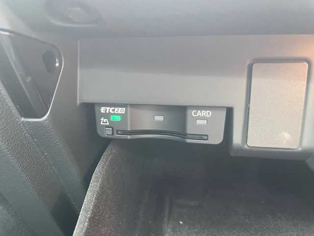 アウディ Ａ４ 35TDI Sライン 三重県 2023(令5)年 3.1万km ガンＭ 1オーナー/プレセンスシティ/プレセンスリア/アダプティブクルーズコントロール/アクティブレーンアシスト/サイドアシスト/コンフォートパッケージ/・マトリクスLEDヘッドランプ/・ヘッドランプウォッシャー/・パークアシスト/・サラウンドビューカメラ/・スマートフォンワイヤレスチャージ/・後席USB電源/Sラインプラスパッケージ/・運転席メモリーシート/・合皮巻きドアアームレスト/・合皮巻きセンターコンソール/純正SDナビゲーション/【Bluetooth/USB】/ビルトインETC2.0/前後ドライブレコーダー/パドルシフト/ハーフレザーシート/D/N席パワーシート/全席シートヒーター/オートライト/245/35R19インチ純正AW/ブラックスタイリングパッケージ/プッシュスタート/スマートキー/スペアキー/純正フロアマット