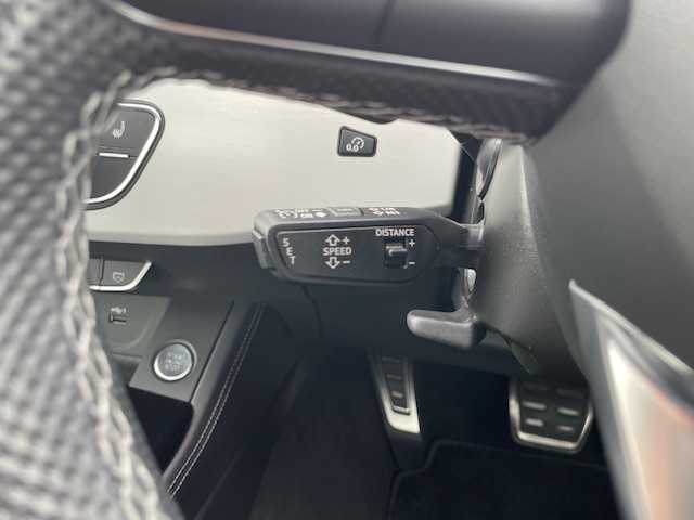アウディ Ａ４ 35TDI Sライン 三重県 2023(令5)年 3.1万km ガンＭ 1オーナー/プレセンスシティ/プレセンスリア/アダプティブクルーズコントロール/アクティブレーンアシスト/サイドアシスト/コンフォートパッケージ/・マトリクスLEDヘッドランプ/・ヘッドランプウォッシャー/・パークアシスト/・サラウンドビューカメラ/・スマートフォンワイヤレスチャージ/・後席USB電源/Sラインプラスパッケージ/・運転席メモリーシート/・合皮巻きドアアームレスト/・合皮巻きセンターコンソール/純正SDナビゲーション/【Bluetooth/USB】/ビルトインETC2.0/前後ドライブレコーダー/パドルシフト/ハーフレザーシート/D/N席パワーシート/全席シートヒーター/オートライト/245/35R19インチ純正AW/ブラックスタイリングパッケージ/プッシュスタート/スマートキー/スペアキー/純正フロアマット