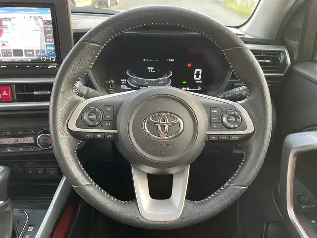 トヨタ ライズ Z 福岡県 2022(令4)年 2.2万km ブラックマイカメタリック/シャイニングホワイトパール ワンオーナー/スマートアシスト/スマートペダル/社外9型ナビ/（BT/フルセグ/AM/FM/DISC/iPod)/アラウンドビューモニター/バックカメラ/フロントカメラ/サイドカメラ/レーダークルーズコントロール/LEDヘッドライト/オートライト/DN席シートヒーター/Clazzioシートカバー/純正17インチAW/クリアランスソナー/BSM/横滑り防止装置/前後コーナーセンサー/レーンキープアシスト/盗難防止装置/衝突被害軽減ブレーキ/前後ドライブレコーダー/USB入力端子/HDMI入力端子/ECOMODE/スマートキー/ETC/保証書/取扱説明書